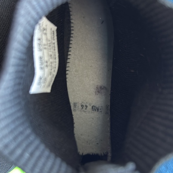 Balenciaga Black and Clear Neon Yellow Speed Trainer Size 44 or US 11 - Picture 7 of 7